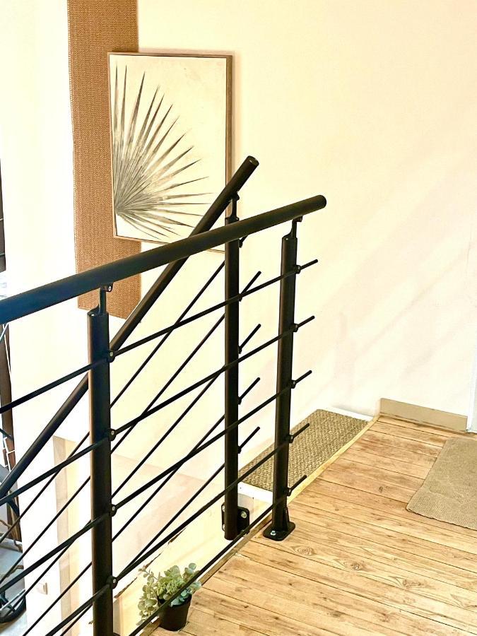 Spacious Loft, Duplex, Old Town, 3 Bedrooms - Easy Check-In 니스 외부 사진