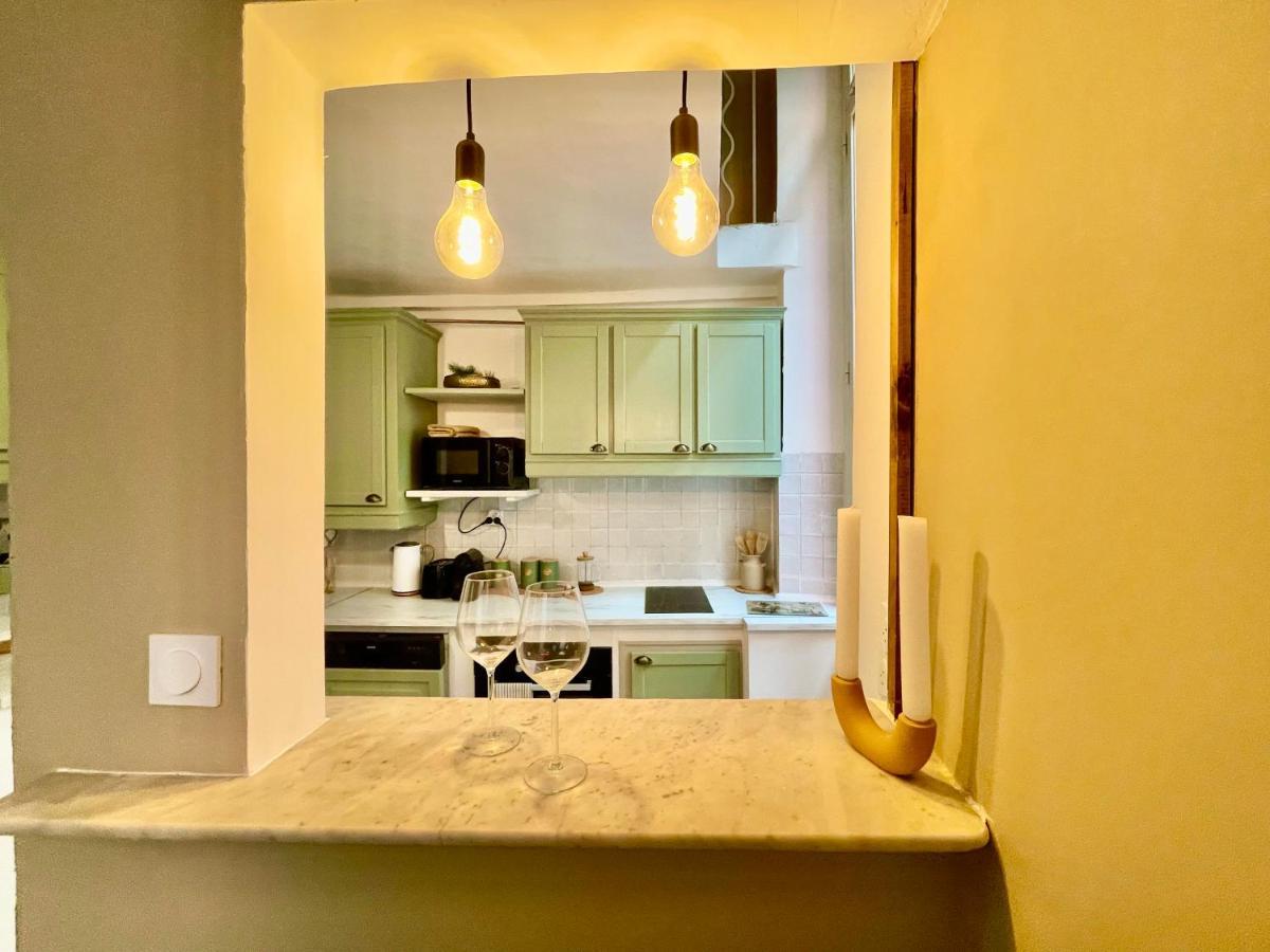 Spacious Loft, Duplex, Old Town, 3 Bedrooms - Easy Check-In 니스 외부 사진