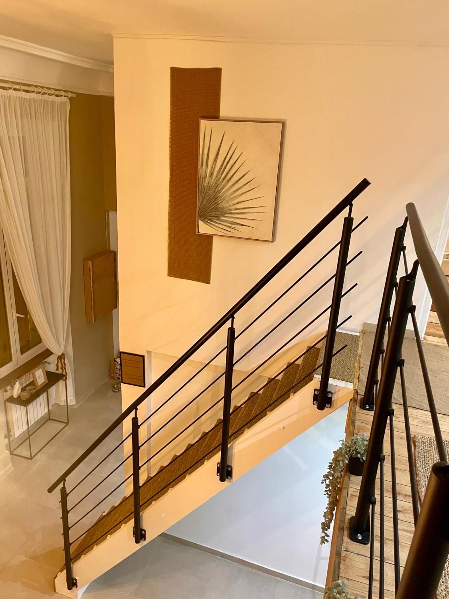 Spacious Loft, Duplex, Old Town, 3 Bedrooms - Easy Check-In 니스 외부 사진